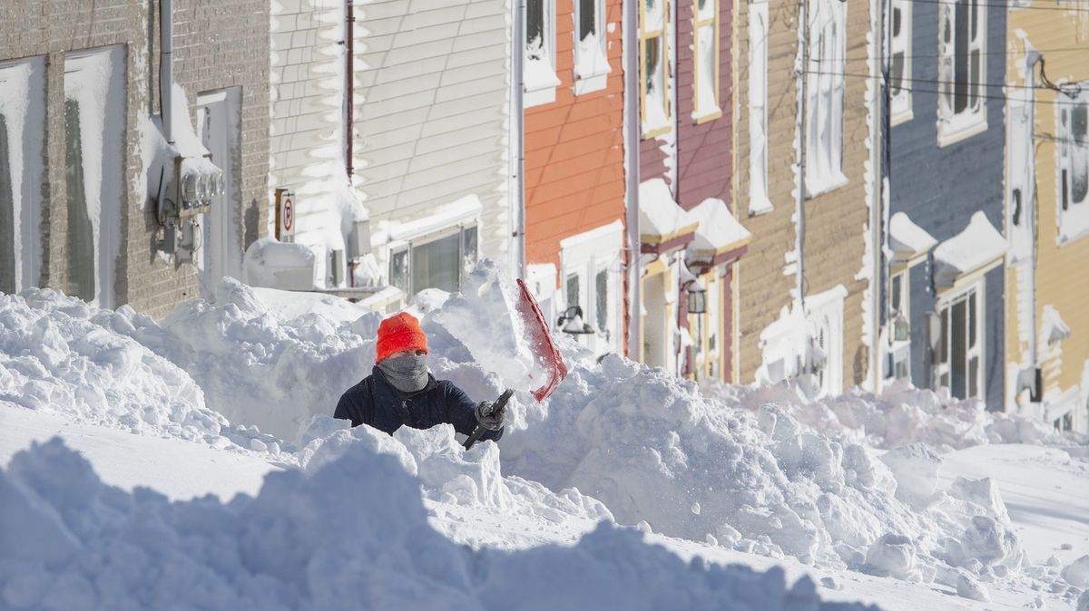 Kanadský Newfoundland se ocitl hluboko pod sněhem